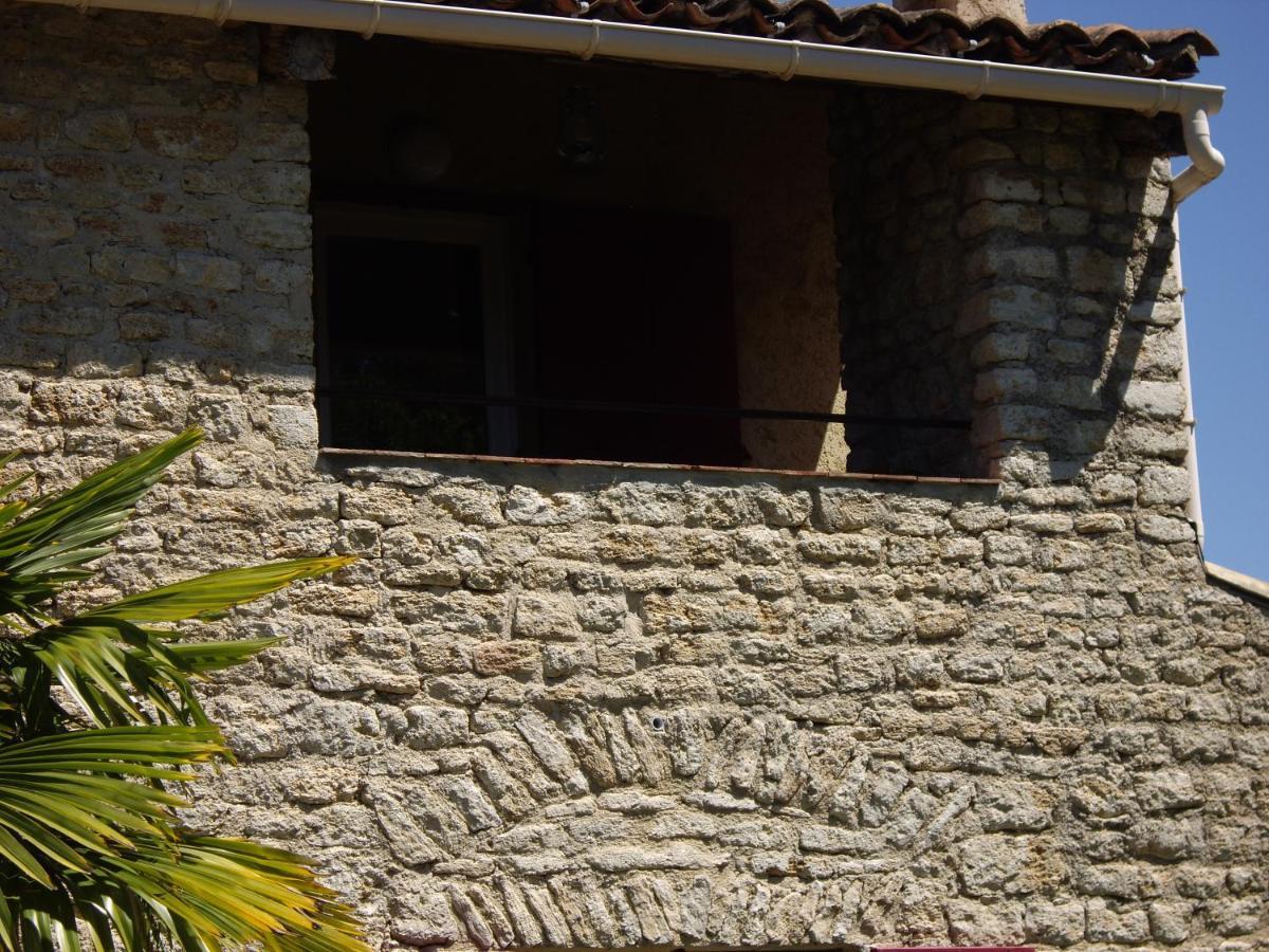 La Bastide De Mauragne - Gite Les Iris Apt Luaran gambar