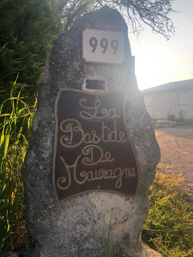 La Bastide De Mauragne - Gite Les Iris Apt Luaran gambar