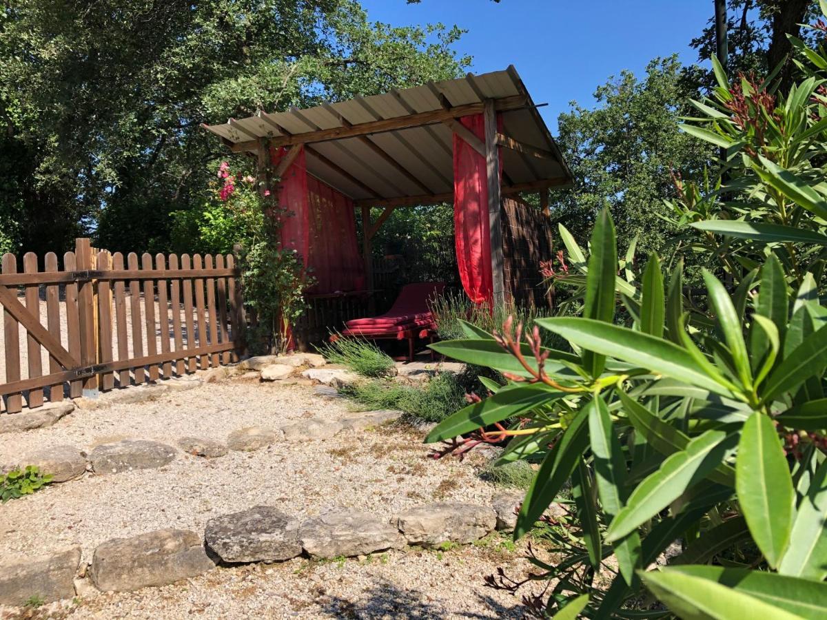 La Bastide De Mauragne - Gite Les Iris Apt Luaran gambar
